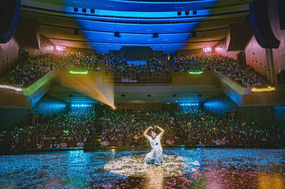 Thế hệ nghệ sĩ mới vào đường đua