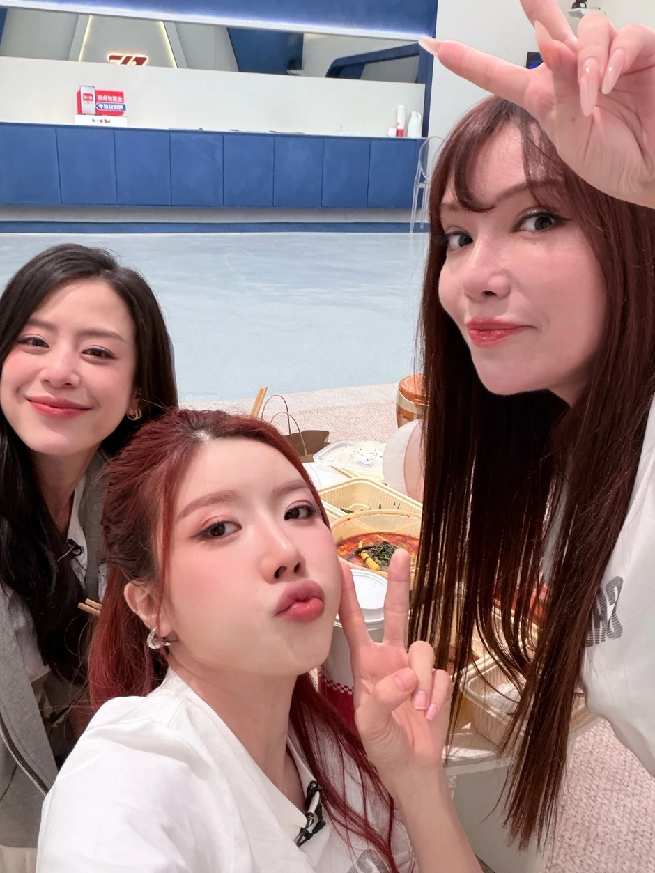 Thêm biến mới: Show Trung Quốc Trang Pháp đang thi hủy chiếu khẩn lần 2, khán giả phẫn nộ đòi gửi đơn khiếu nại và hoàn tiền khắp nơi