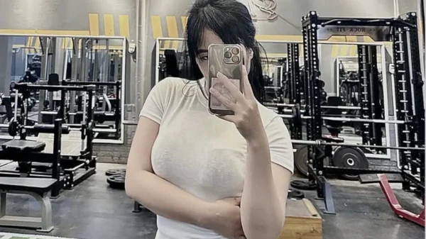 "Khám" trang cá nhân của cô gái thừa nhận đi gym chỉ để chụp ảnh, dân tình ngao ngán kenhtingame com thumb quot kham quot trang ca nhan cua co gai thua nhan di gym chi de chup anh dan tinh ngao ngan 5b211776004326932 940w