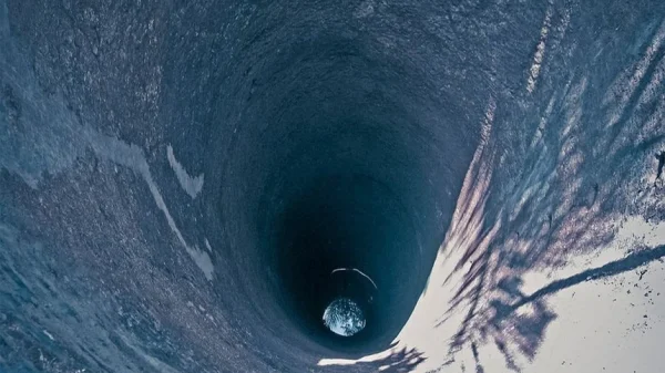 "Tàu sân bay lòng đất" 500 tấn của Trung Quốc đâm sâu hàng cây số, phá "lời nguyền" trấn yểm kho báu vạn năm kenhtingame com thumb quot tau san bay long dat quot 500 tan cua trung quoc dam sau hang cay so pha quot loi nguyen quot tran yem kho bau van nam 16af1775807384895 940w