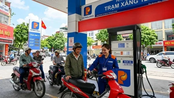 1 lít xăng tốn 1/3 thu nhập một ngày ở Lào, 1/5 ở Campuchia, Việt Nam thì sao? kenhtingame com thumb 1 lit xang ton 1 3 thu nhap mot ngay o lao 1 5 o campuchia viet nam thi sao dd2c1775031049014 940w