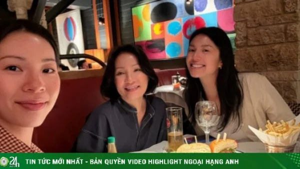 Ảnh sao 22/4: Hồng Đào hạnh phúc bên hai con gái tại Mỹ kenhtingame com thumb anh sao 22 4 hong dao hanh phuc ben hai con gai tai m b9091776822967364 940w