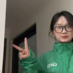 Bắt gặp cô gái chạy Grab, CĐM ngỡ ngàng trước nhan sắc dịu dàng đến khó tin kenhtingame com thumb bat gap co gai chay grab cdm ngo ngang truoc nhan sac diu dang den kho tin f1041776918933763 940w