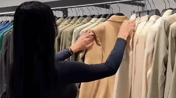 Bắt khẩn cấp 1 Hoa hậu đình đám nghi liên quan đường dây ma túy, lọt vào tầm ngắm vì hay khoe khoang sự giàu có trên mạng kenhtingame com thumb bat khan cap 1 hoa hau dinh dam nghi lien quan duong day ma tuy lot vao tam ngam vi hay khoe khoang su giau co tren mang 41d01776557071655 940w