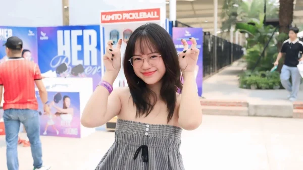 Bắt trend theo kiểu độc lạ, Mai Linh Zuto khiến anh em game thủ "đỏ mặt" với hành động này kenhtingame com thumb bat trend theo kieu doc la mai linh zuto khien anh em game thu quot do mat quot voi hanh dong nay 74471775880239943 940w