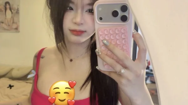 Bị mỉa mai chuyện váy áo, idol Linh Thỏ "var" trực diện, bảo vệ phong cách cá nhân kenhtingame com thumb bi mia mai chuyen vay ao idol linh tho quot var quot truc dien bao ve phong cach ca nhan acb51776048787792 940w