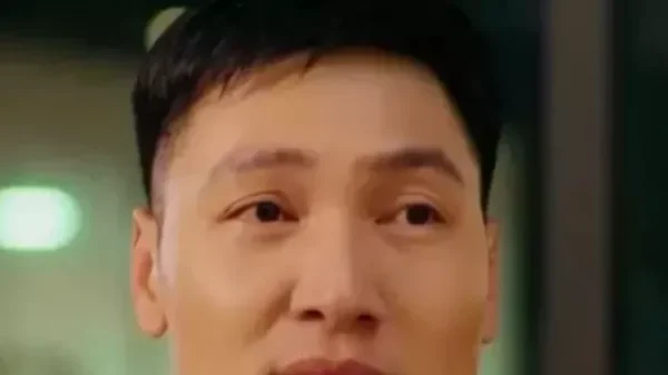 Cảnh quỳ lạy Mạnh Trường gây tranh luận kenhtingame com thumb canh quy lay manh truong gay tranh luan 2d7b1775755180322 940w