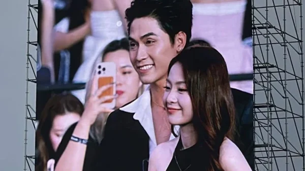 Cặp đôi Vì Mẹ Anh Phán Chia Tay dắt nhau đi concert kenhtingame com thumb cap doi vi me anh phan chia tay dat nhau di concert baae1776528513544 940w