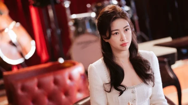 Chu Châu làm lao công mà đẹp hơn cả phu nhân hào môn kenhtingame com thumb chu chau lam lao cong ma dep hon ca phu nhan hao mon cf901776169876578 940w