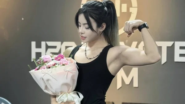 Công khai hình ảnh trước khi "trùng tu" nhan sắc, nữ gymer khiến người xem chỉ biết thốt lên hai từ "quá đỉnh" kenhtingame com thumb cong khai hinh anh truoc khi quot trung tu quot nhan sac nu gymer khien nguoi xem chi biet thot len hai tu quot qua dinh quot 27091775532465175 940w