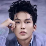 Cover bài mới của Hùng Huỳnh, nam ca sĩ khiến cả cõi mạng tranh cãi: Hay hơn bản gốc là được kenhtingame com thumb cover bai moi cua hung huynh nam ca si khien ca coi mang tranh cai hay hon ban goc la duoc 38ed1775125703638 940w