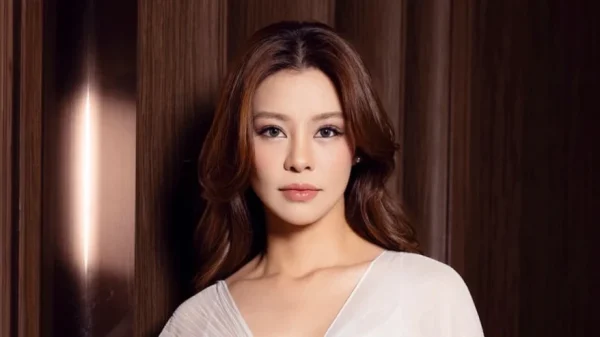 Cú vấp của mỹ nhân Việt đẹp chấp Hoa hậu khiến cõi mạng dán mắt kenhtingame com thumb cu vap cua m nhan viet dep chap hoa hau khien coi mang dan mat 170c1776255029837 940w