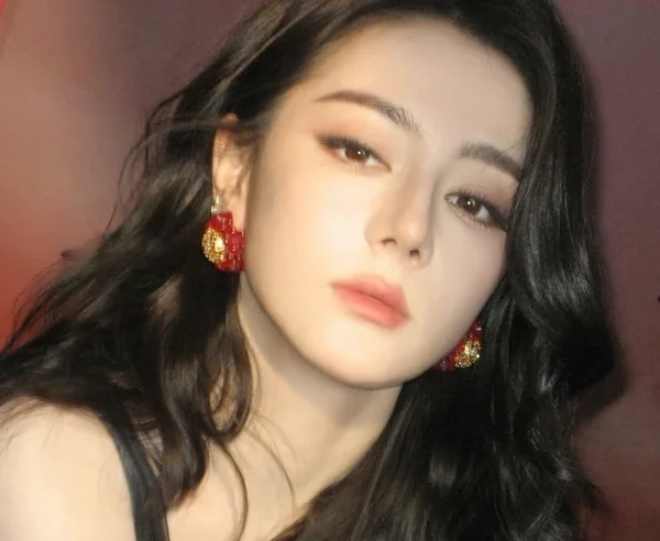 Cúc Tịnh Y đè bẹp Địch Lệ Nhiệt Ba kenhtingame com thumb cuc tinh y de bep dich le nhiet ba f87e1775503406136 940w