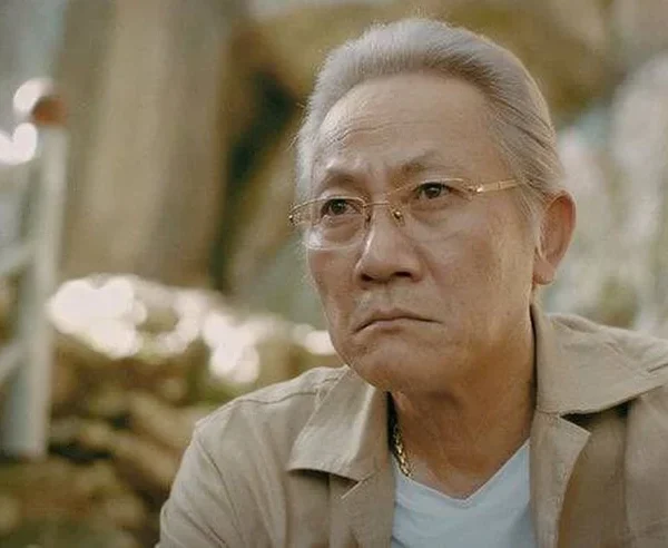 Cuộc sống vợ chồng của nam nghệ sĩ Việt nổi đình đám từng xin nghỉ đóng phim 3 ngày về quê cưới vợ kenhtingame com thumb cuoc song vo chong cua nam nghe si viet noi dinh dam tung xin nghi dong phim 3 ngay ve que cuoi vo cd9a1775732819616 940w