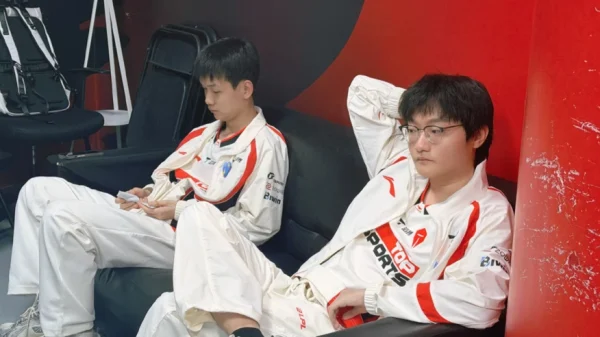 Đặt chuyện về đàn em, cựu vương CKTG nhận cái kết đắng kenhtingame com thumb dat chuyen ve dan em cuu vuong cktg nhan cai ket dang 8ba01775702093540 940w