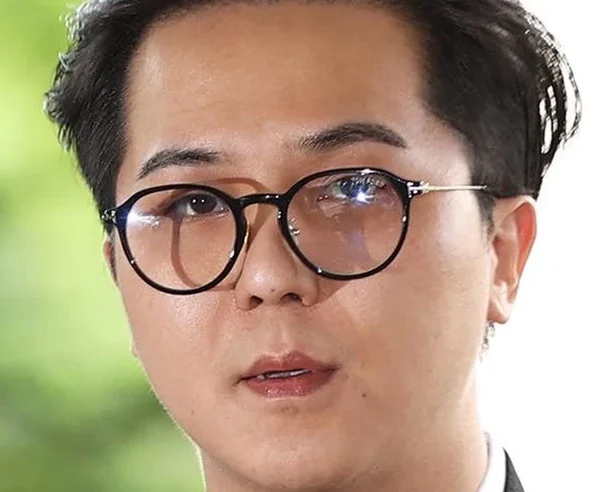 Dấu chấm hết của MINO (WINNER): Vướng vòng lao lý vì vi phạm nghĩa vụ quốc gia kenhtingame com thumb dau cham het cua mino winner vuong vong lao ly vi vi pham nghia vu quoc gia 67dc1776766560871 940w