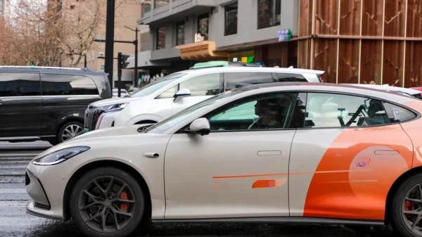 Đi 1km, tài xế taxi nhận được gần 20 triệu đồng: Cảnh sát vào cuộc điều tra, hé lộ bí mật sau “cuốc xe 1.000km trong 9 phút” kenhtingame com thumb di 1km tai xe taxi nhan duoc gan 20 trieu dong canh sat vao cuoc dieu tra he lo bi mat sau cuoc xe 1000km trong 9 phut 4d8f1775915293232 940w