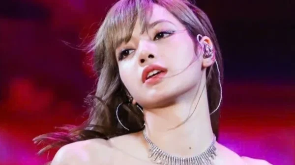 Điểm yếu chí mạng của Lisa (BLACKPINK) kenhtingame com thumb diem yeu chi mang cua lisa blackpink f6c31776771593228 940w