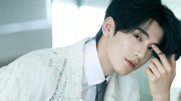 Đôi bàn tay của Trương Lăng Hách trở thành trò cười khắp MXH kenhtingame com thumb doi ban tay cua truong lang hach tro thanh tro cuoi khap mxh 61bb1775319563237 940w