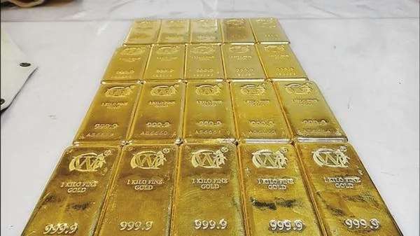 Đột kích hang ổ của 2 người đàn ông chi hơn 119 tỷ đồng mua vàng sau 5 tháng theo dõi, công an tịch thu 20 kg vàng bất hợp pháp trị giá hơn 386 tỷ kenhtingame com thumb dot kich hang o cua 2 nguoi dan ong chi hon 119 ty dong mua vang sau 5 thang theo doi cong an tich thu 20 kg vang bat hop phap tri gia hon 386 ty 64061776690470610 940w