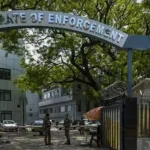 Đột kích phòng giám đốc công ty bất động sản, tịch thu gần 8 tỷ đồng tiền mặt chất đống và trang sức, phát hiện mô hình lừa đảo hơn 1.500 tỷ đồng kenhtingame com thumb dot kich phong giam doc cong ty bat dong san tich thu gan 8 ty dong tien mat chat dong va trang suc phat hien mo hinh lua dao hon 1500 ty dong 79211776671480619 940w