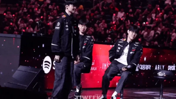 Faker tái hiện màn 'chào sân' huyền thoại tại T1 Homeground 2026 kenhtingame com thumb faker tai hien man chao san huyen thoai tai t1 homeground 2026 d73d1777360935090 940w