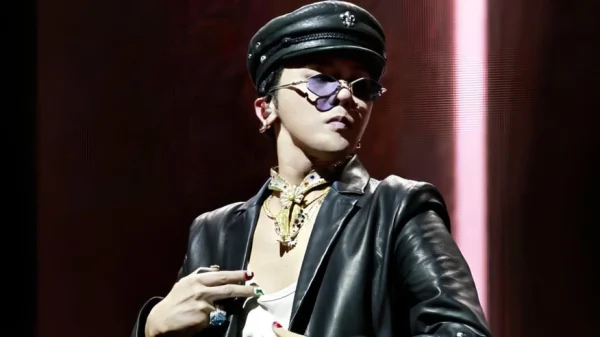 G-DRAGON đã tìm lại được 210 tỷ rơi ở Coachella: Nhìn "anh Long" nhảy là biết kenhtingame com thumb g dragon da tim lai duoc 210 ty roi o coachella nhin quot anh long quot nhay la biet 41ea1776700368456 940w