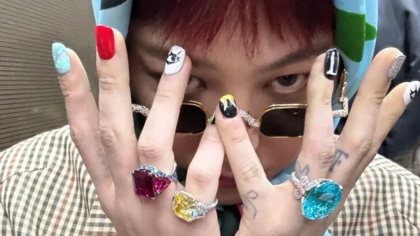 G-DRAGON đánh rơi 210 tỷ trên sân khấu Coachella kenhtingame com thumb g dragon danh roi 210 ty tren san khau coachella c7e51776664801445 940w