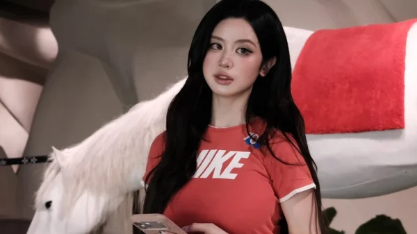 Gia nhập đường đua mùa hè, Hàn Hằng khiến fan ngỡ ngàng với vóc dáng chuẩn chỉnh kenhtingame com thumb gia nhap duong dua mua he han hang khien fan ngo ngang voi voc dang chuan chinh 2da11776345906559 940w