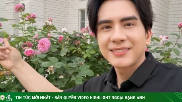 Hàng chục khóm hồng khoe sắc trong biệt thự của Đan Trường ở Mỹ kenhtingame com thumb hang chuc khom hong khoe sac trong biet thu cua dan truong o m 11401776034082018 940w