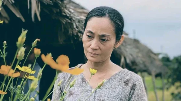 Hạnh Thuý là NSƯT duy nhất đóng liên tiếp 8 phim top 1 phòng vé kenhtingame com thumb hanh thuy la nsut duy nhat dong lien tiep 8 phim top 1 phong ve 65ee1777591415740 940w