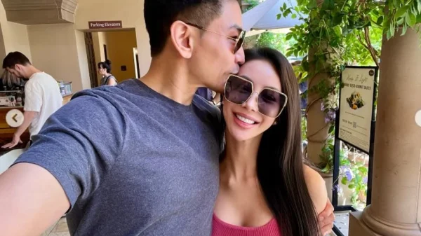 Hậu duệ đời thứ 76 của Khổng Tử vừa cưới cháu gái tỷ phú Malaysia: Quen nhau qua mạng, nhà gái có profile đáng gờm kenhtingame com thumb hau due doi thu 76 cua khong tu vua cuoi chau gai ty phu malaysia quen nhau qua mang nha gai co profile dang gom cb3c1775195630392 940w