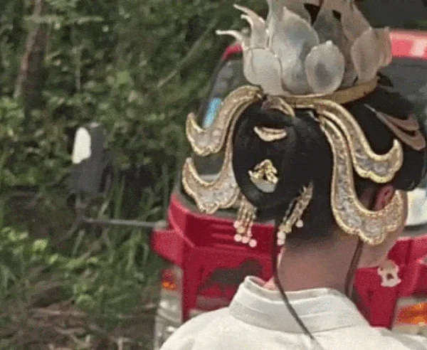 Hoàng hậu đẹp nhất Trung Quốc hiện tại như phượng hoàng chuyển thế kenhtingame com thumb hoang hau dep nhat trung quoc hien tai nhu phuong hoang chuyen the 83531776775868785 940w