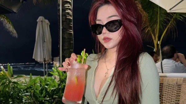 Hot girl làng game sở hữu visual "vạn người mê" nhưng trình độ "đuổi trai" thuộc hàng thượng thừa kenhtingame com thumb hot girl lang game so huu visual quot van nguoi me quot nhung trinh do quot duoi trai quot thuoc hang thuong thua 8adf1776081768759 940w