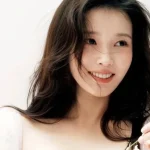 IU tuổi 33 vẫn như mới học cấp 2, thời gian phải chịu thua kenhtingame com thumb iu tuoi 33 van nhu moi hoc cap 2 thoi gian phai chiu thua 9e971775278644063 940w