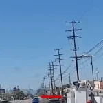 Khoảnh khắc kinh hoàng: Máy bay đâm vào cột điện rồi rơi xuống đất kenhtingame com thumb khoanh khac kinh hoang may bay dam vao cot dien roi roi xuong dat 26ad1776916104558 940w