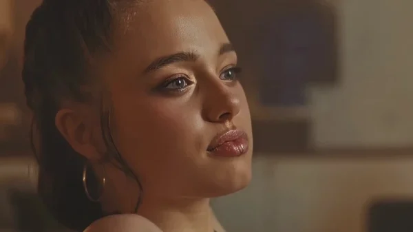 Không nhận ra con gái Angelina Jolie và Brad Pitt kenhtingame com thumb khong nhan ra con gai angelina jolie va brad pitt 265b1775270422974 940w