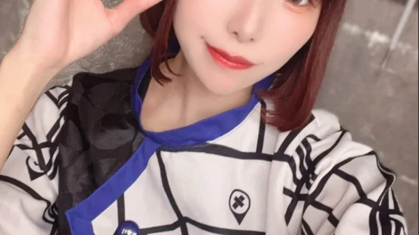 Liều lĩnh tạo thử thách gập bụng theo lượt like, hot girl gợi cảm "méo mặt" khi thấy con số, trả nợ nửa năm chưa xong kenhtingame com thumb lieu linh tao thu thach gap bung theo luot like hot girl goi cam quot meo mat quot khi thay con so tra no nua nam chua xong e5cb1775971378374 940w