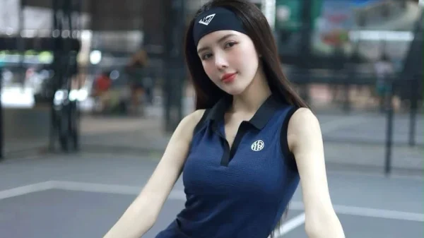 Lily Luta khoe dáng trên sân Pickleball, fan ngỡ ngàng "dụi mắt" nhận không ra kenhtingame com thumb lily luta khoe dang tren san pickleball fan ngo ngang quot dui mat quot nhan khong ra acc81777545300741 940w