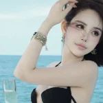 Lisa "bản Việt" tung ảnh đi biển: Từ ngọt ngào đến quyến rũ đều cân đẹp! kenhtingame com thumb lisa quot ban viet quot tung anh di bien tu ngot ngao den quyen ru deu can dep 780b1776054072495 940w