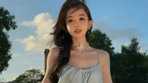 Livestream với mặt mộc, nữ streamer bị "tổng tấn công" và màn đáp trả gay gắt kenhtingame com thumb livestream voi mat moc nu streamer bi quot tong tan cong quot va man dap tra gay gat bc721776592482946 940w