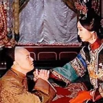 Lý Liên Anh cứ đêm xuống lại chuốc say Từ Hi để làm việc "mờ ám": Cung nữ lén nhìn phát hiện bí mật này kenhtingame com thumb ly lien anh cu dem xuong lai chuoc say tu hi de lam viec quot mo am quot cung nu len nhin phat hien bi mat nay 90e81777596037945 940w