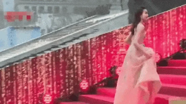 Mỹ nhân khiến Lưu Diệc Phi cũng bị lấn át ánh hào quang, nay chuyển mình ngoạn mục kiếm một lúc 727 tỷ đồng kenhtingame com thumb m nhan khien luu diec phi cung bi lan at anh hao quang nay chuyen minh ngoan muc kiem mot luc 727 ty dong 17f41775448349065 940w