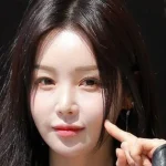 Mỹ nhân U50 đi hát 20 năm vãna trẻ khó tin kenhtingame com thumb m nhan u50 di hat 20 nam vana tre kho tin 0e0f1775624682371 940w