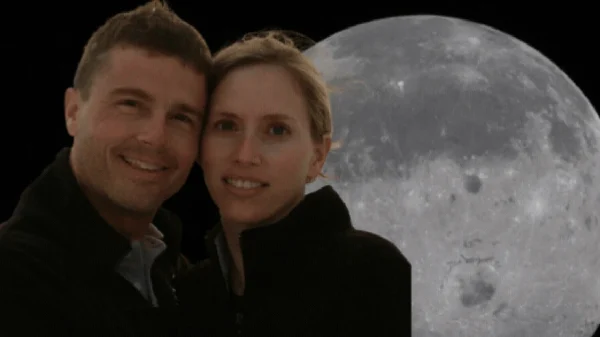 Miệng núi lửa trên Mặt Trăng được đề xuất đặt theo tên vợ quá cố của chỉ huy Artemis II: Khoảnh khắc vỡ òa cảm xúc! kenhtingame com thumb mieng nui lua tren mat trang duoc de xuat dat theo ten vo qua co cua chi huy artemis ii khoanh khac vo oa cam xuc 89ec1775553480898 940w