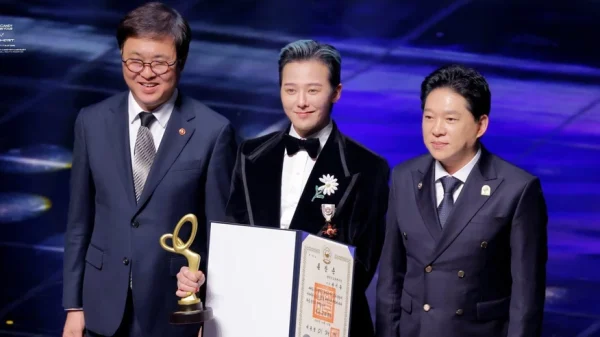 Nam ca sĩ được trả lương 1.100 tỷ/năm: Biểu diễn trước lãnh đạo 21 quốc gia kenhtingame com thumb nam ca si duoc tra luong 1100 ty nam bieu dien truoc lanh dao 21 quoc gia c6801775663361580 940w