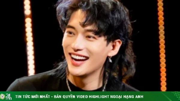 Nhạc sĩ đổi lời câu hát tranh cãi Lúa chín cao nhưng chẳng hề cúi đầu kenhtingame com thumb nhac si doi loi cau hat tranh cai lua chin cao nhung chang he cui dau e9b61777389944014 940w