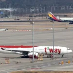 Nóng: Một hãng hàng không cho toàn bộ tổ tiếp viên nghỉ không lương 2 tháng vì quá khó khăn kenhtingame com thumb nong mot hang hang khong cho toan bo to tiep vien nghi khong luong 2 thang vi qua kho khan 4e4b1776067708817 940w