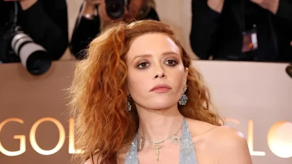 Nữ diễn viên bị đuổi khỏi chuyến bay kenhtingame com thumb nu dien vien bi duoi khoi chuyen bay d4821775821837910 940w