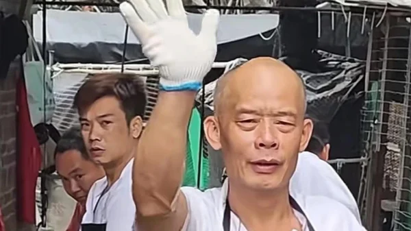 Ông chủ quán lẩu kiếm 20 triệu mỗi ngày đuổi không hết khách, công khai chia sẻ kinh nghiệm 30 năm làm nghề: Bí quyết không nằm ở công thức kenhtingame com thumb ong chu quan lau kiem 20 trieu moi ngay duoi khong het khach cong khai chia se kinh nghiem 30 nam lam nghe bi quyet khong nam o cong thuc 049e1776483229156 940w